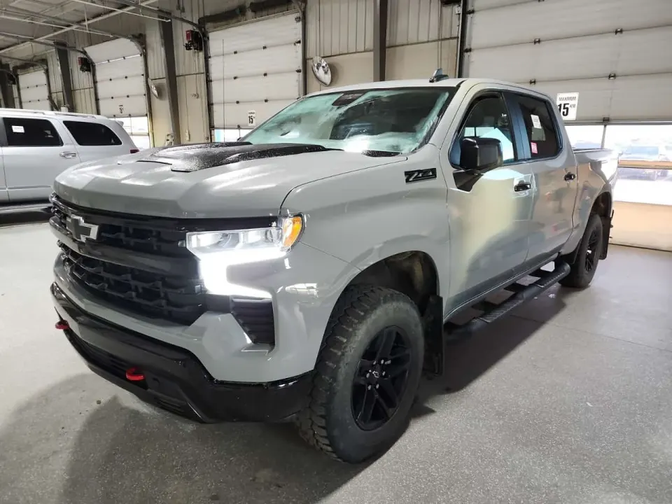 Chevrolet Silverado LT TRAIL BOSS CREW CAB SHORT BED 2024