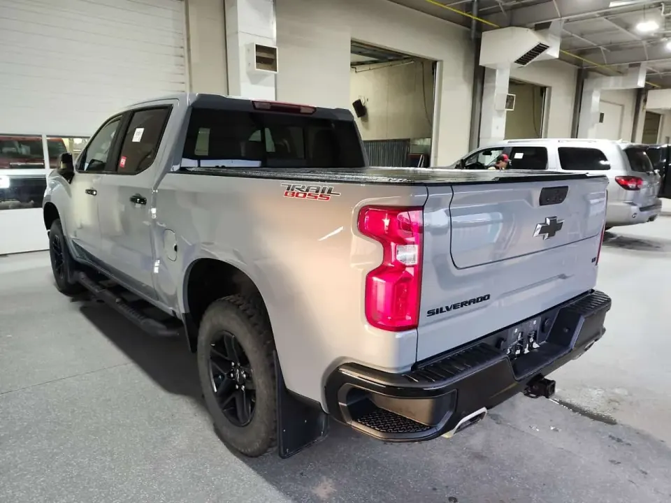 Chevrolet Silverado LT TRAIL BOSS CREW CAB SHORT BED 2024