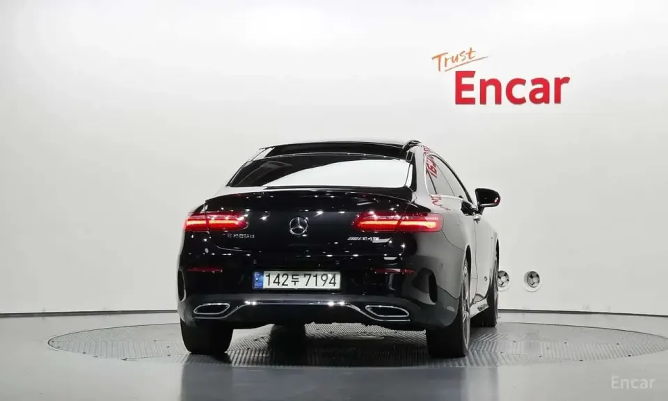 Mercedes-Benz E 220 E220d Coupe 2017