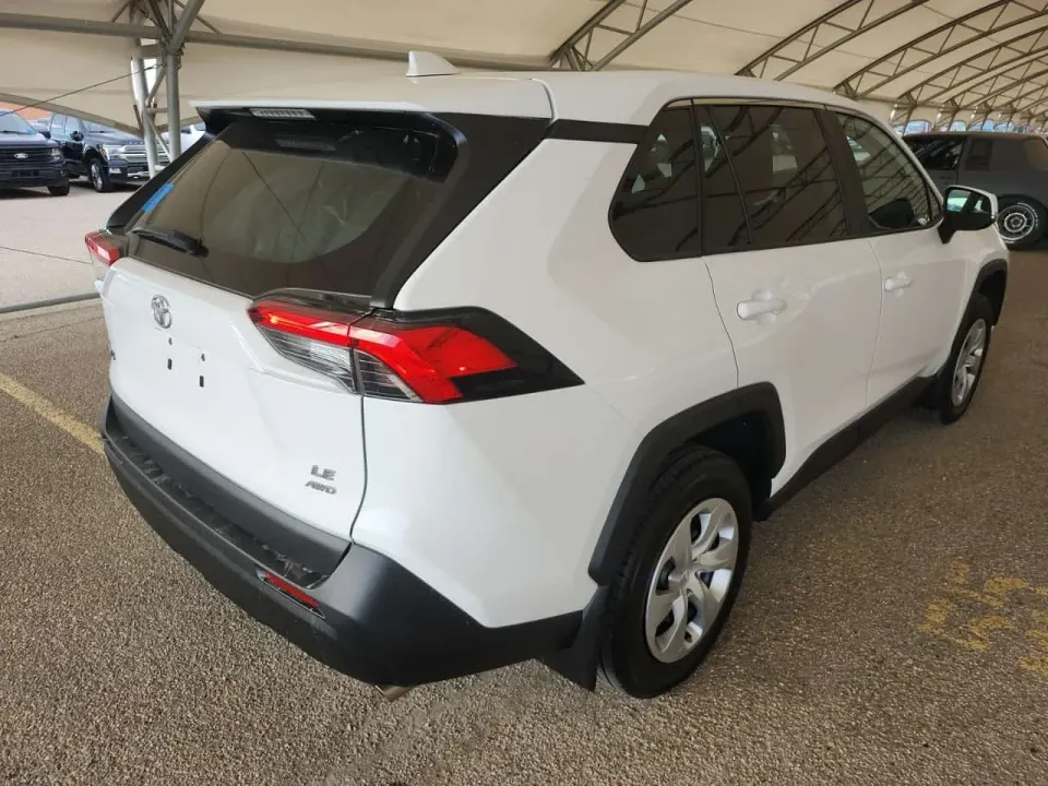 Toyota Rav4 Awd Le 2023