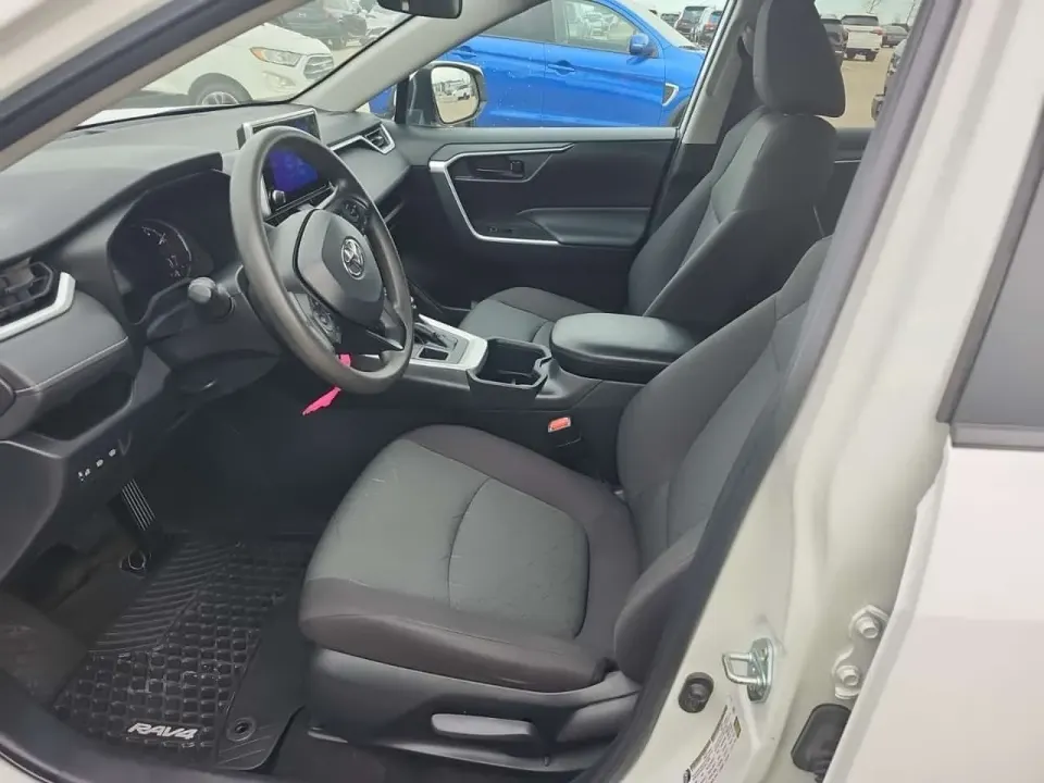 Toyota Rav4 Awd Le 2023