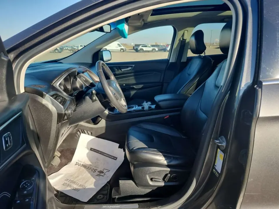 Ford Edge 4dr Awd Titanium 2015