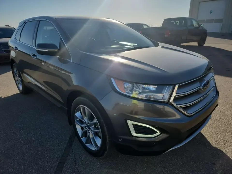 Ford Edge 4dr Awd Titanium 2015