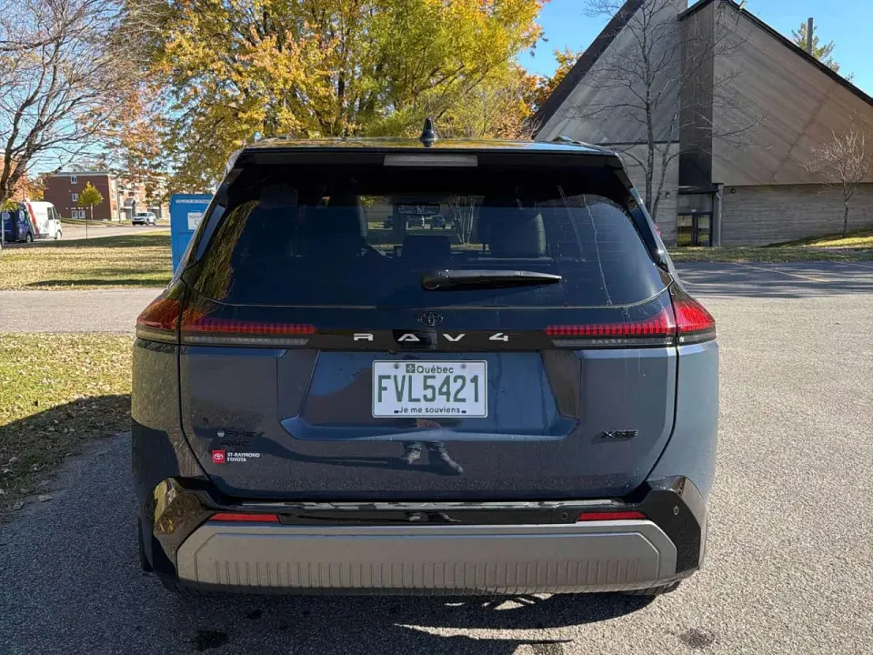 Toyota Rav4 XSE AWD 2026