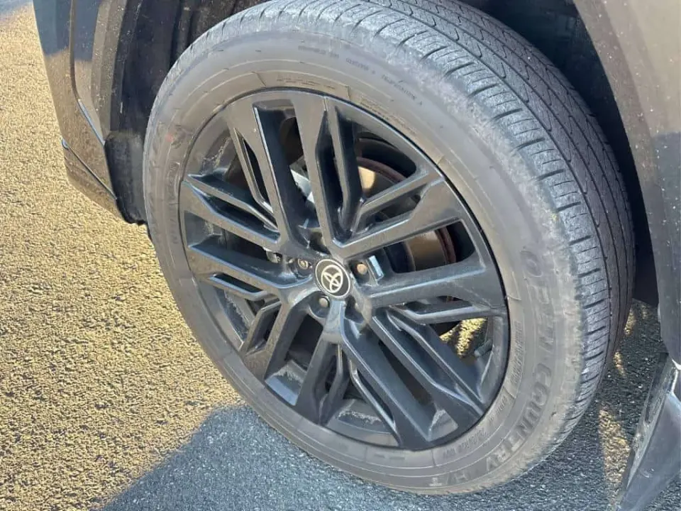 Toyota Rav4 XSE AWD 2026