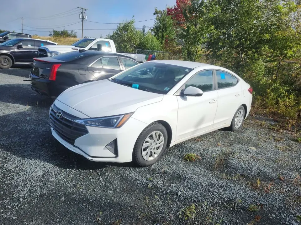 Hyundai Elantra Manual Essential 2020