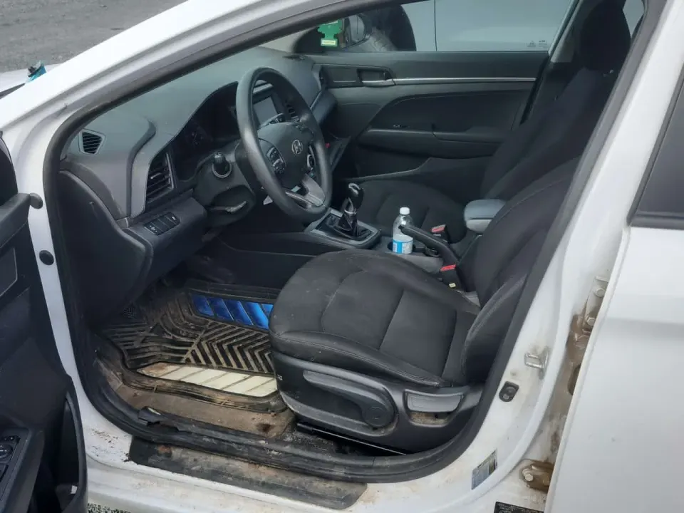 Hyundai Elantra Manual Essential 2020