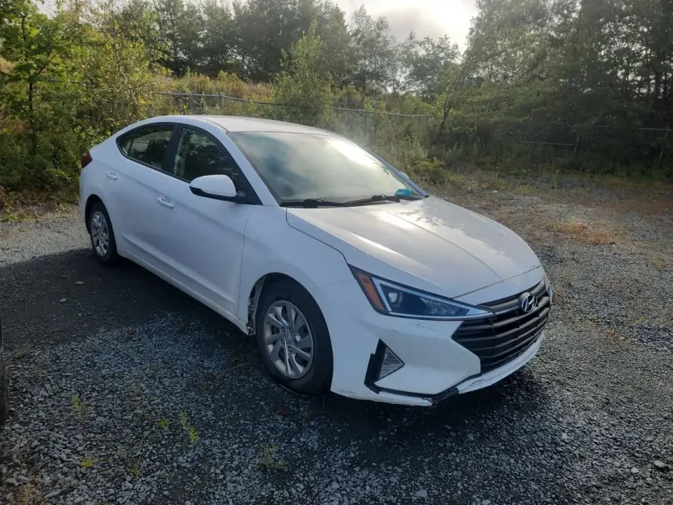 Hyundai Elantra Manual Essential 2020