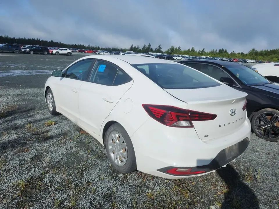 Hyundai Elantra Manual Essential 2020