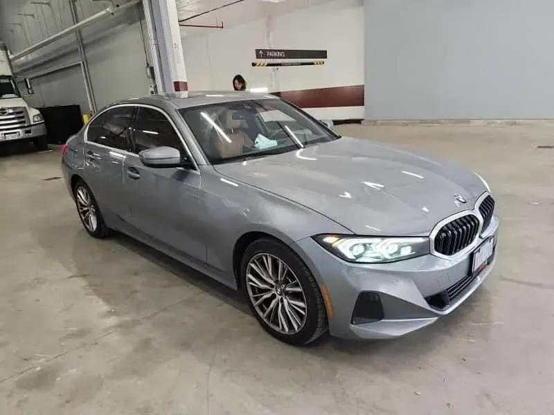 BMW 330i xDrive 2024