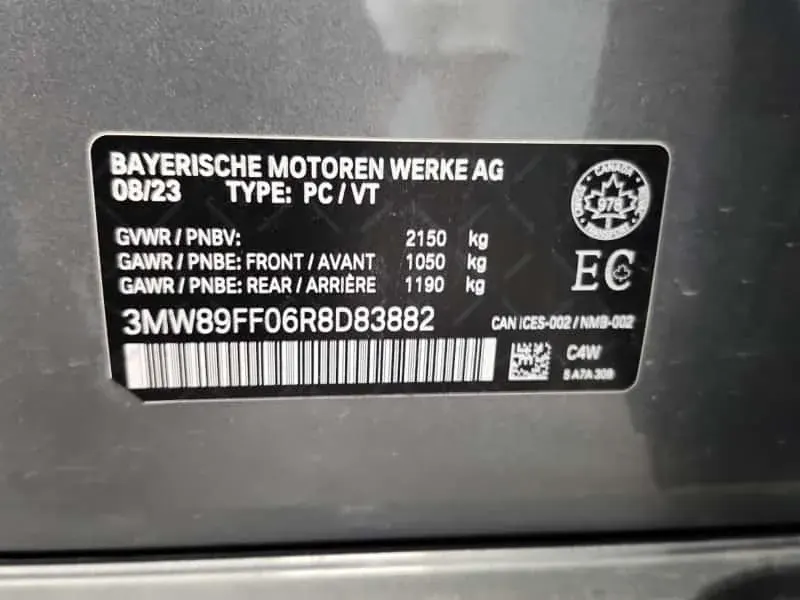 BMW 330i xDrive 2024