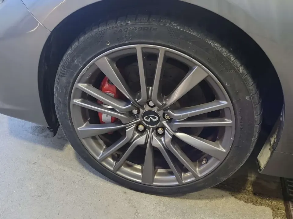 Infiniti Q50 4dr Sdn Red Sport 400 2016
