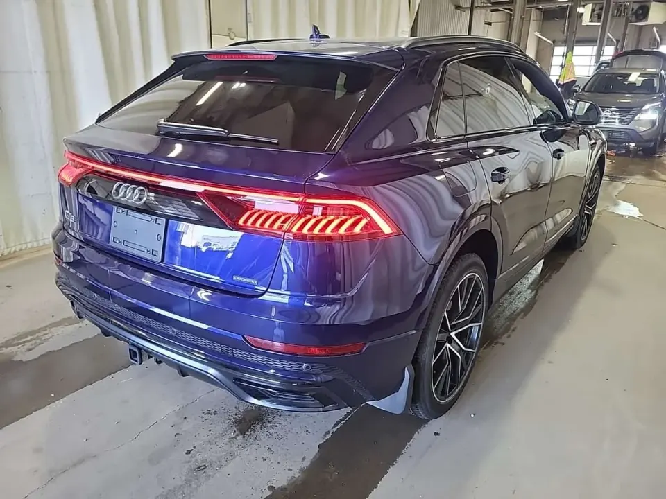 Audi Q8 PROGRESSIV 2023