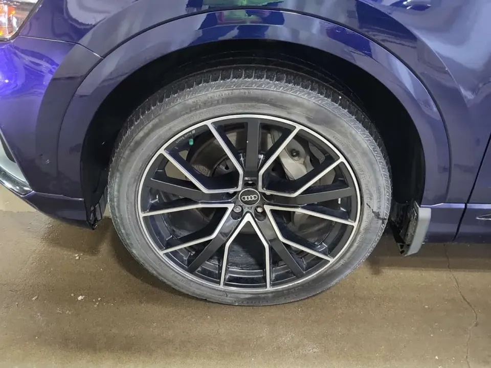 Audi Q8 PROGRESSIV 2023