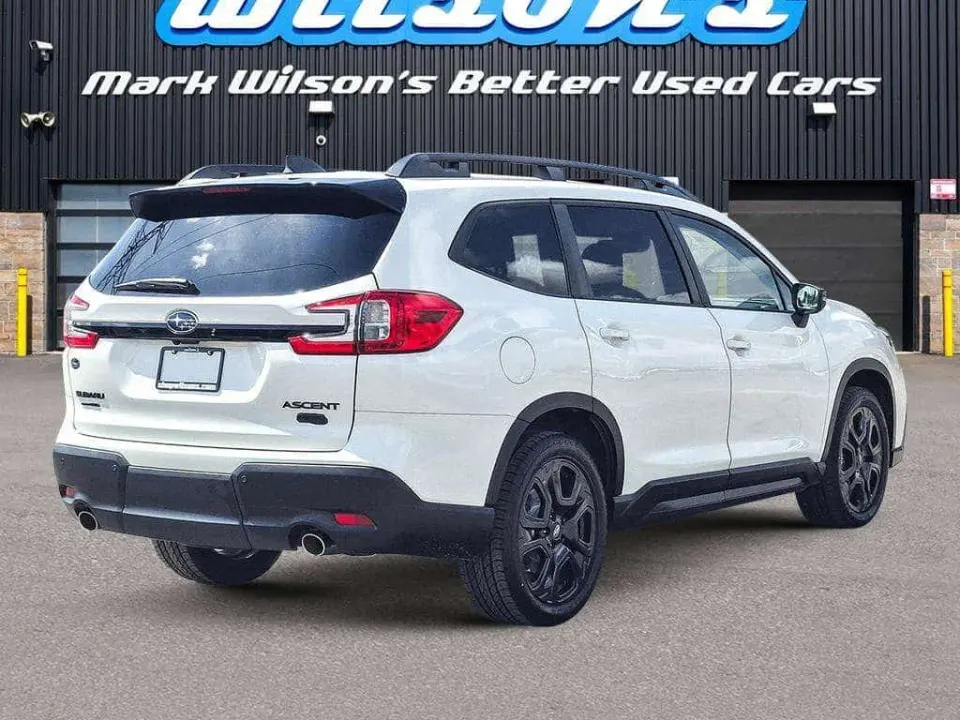 Subaru Ascent Onyx AWD | 7 Seater | Leather | Heated Seats + Steering | Panoramic Sunroof | Eyesight | BSM & More! 2023
