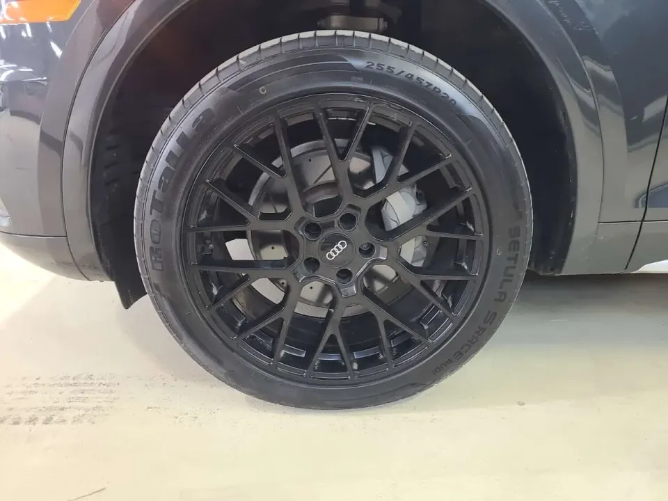 Audi Q5 KOMFORT 2018