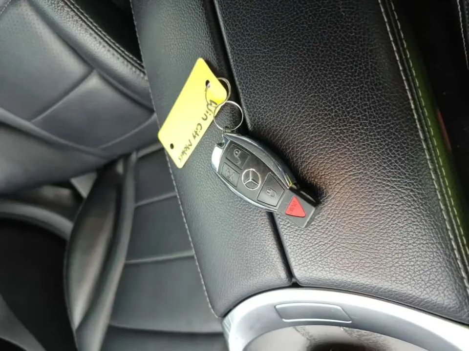 Mercedes-Benz 4dr Sdn 4matic C 300 2016