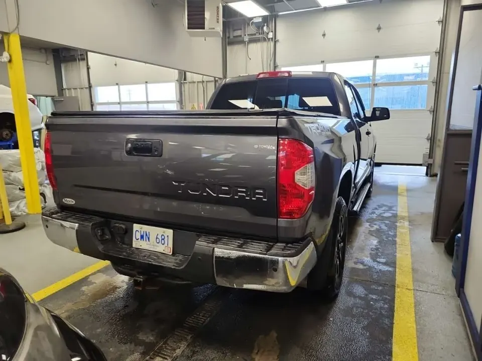 Toyota Tundra 4wd Double Cab 146" 4.6l Sr Crew Cab Std Bed 2014