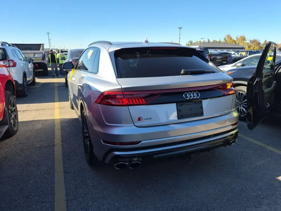 Audi SQ8 4.0 TFSI QUATTRO 2021