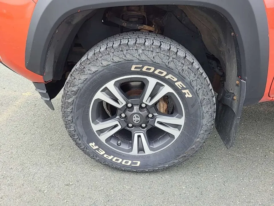 Toyota Tacoma 4x4 Double Cab V6 Auto Sr5 Crew Cab Long Bed 2018