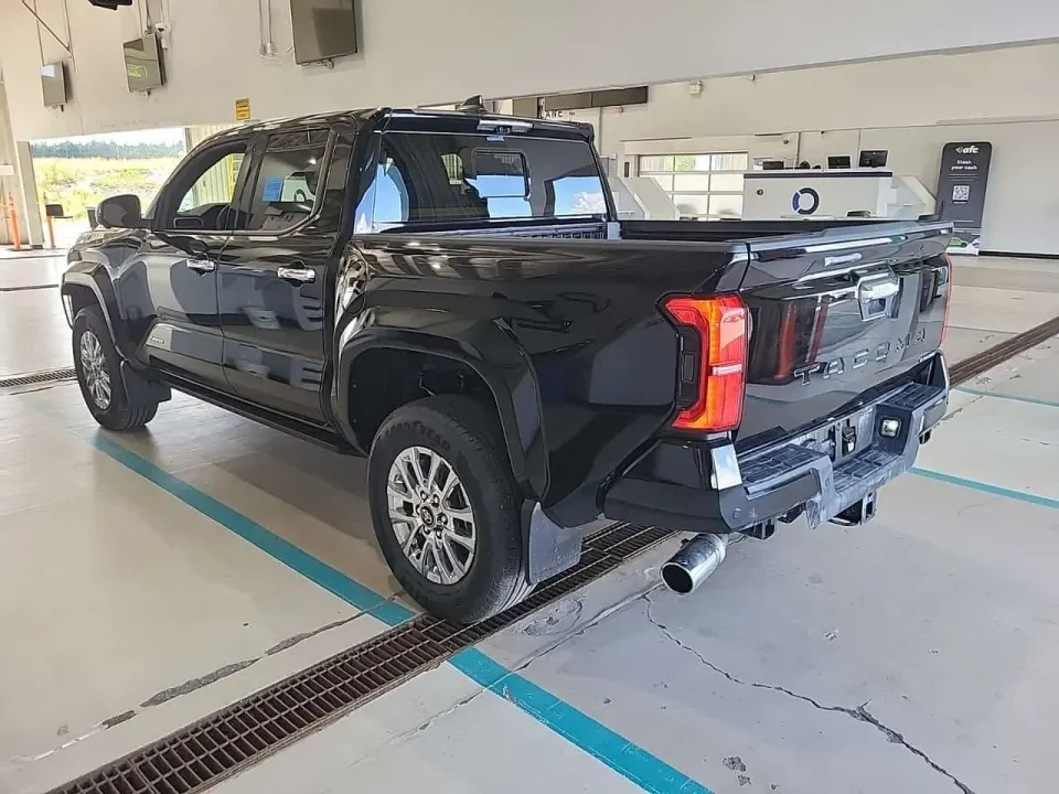 Toyota Tacoma 4x4 Double Cab Auto Sb Hybrid Double Cab Limited 2025