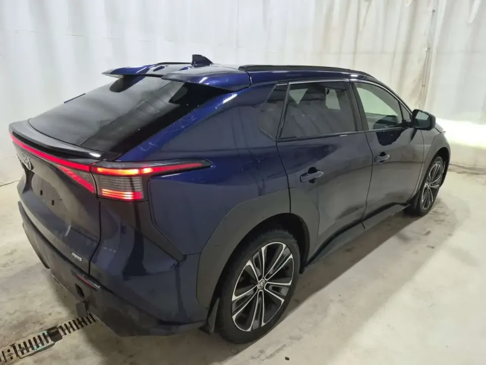 Toyota bZ4X Awd Xle 2023