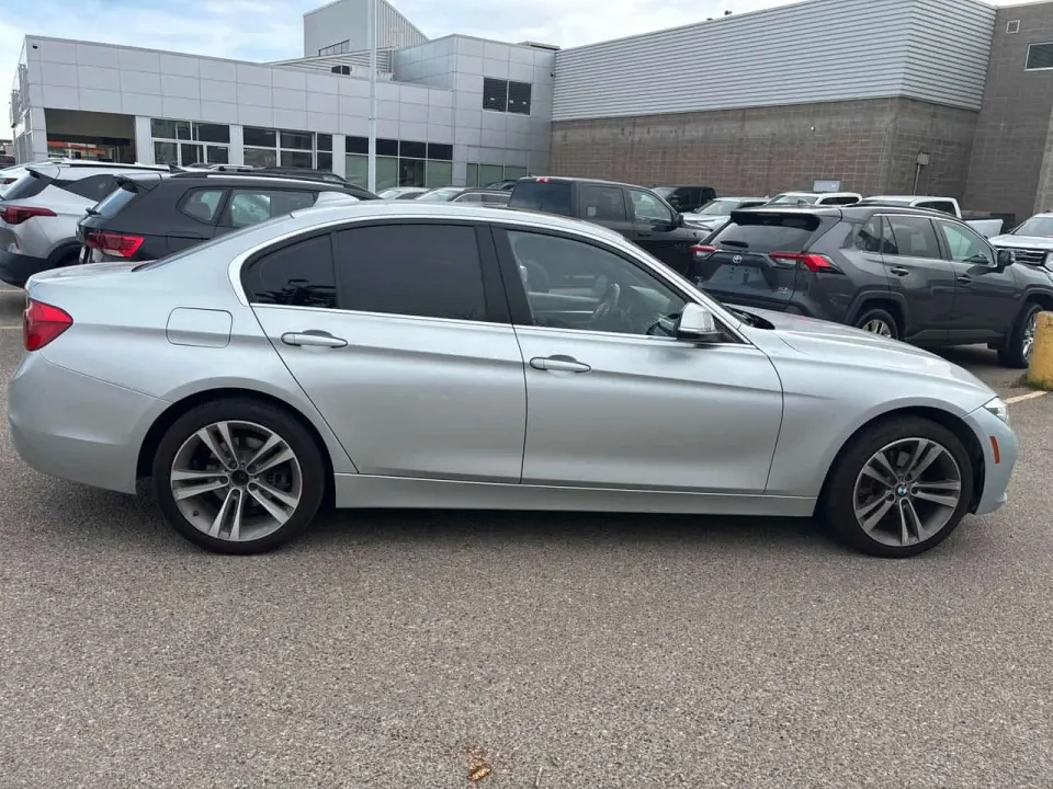 BMW 330i xDrive 2017