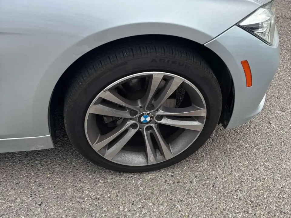 BMW 330i xDrive 2017