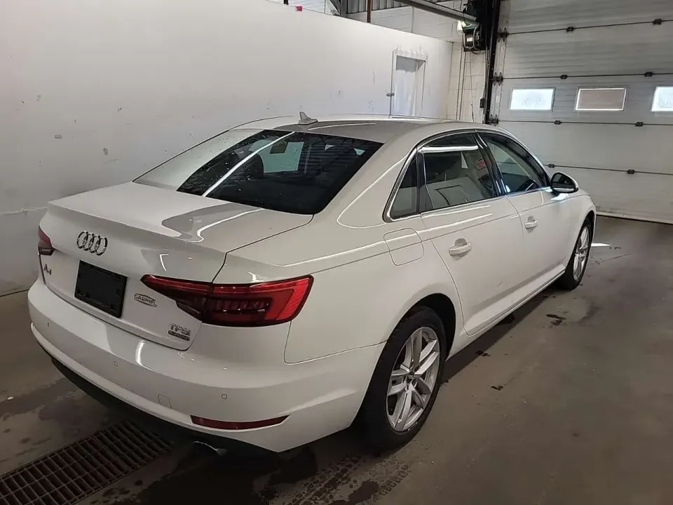 Audi A4 KOMFORT 2017