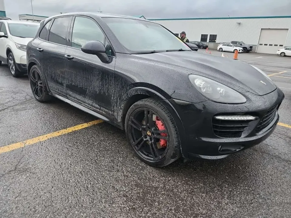 Porsche Cayenne TURBO 2013