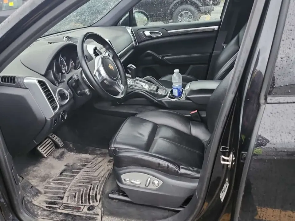 Porsche Cayenne TURBO 2013