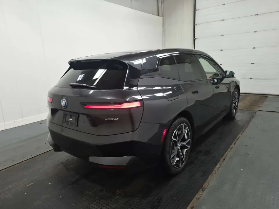 BMW iX Sports Activity Vehicle Xdrive40 2023