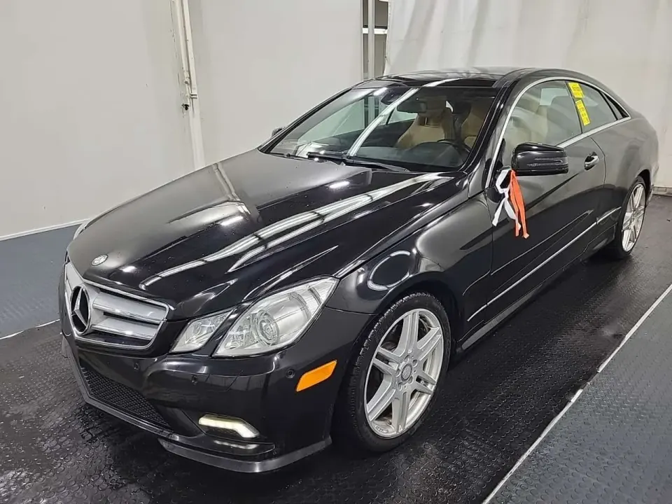 Mercedes-Benz 2dr Cpe Rwd E 350 2011