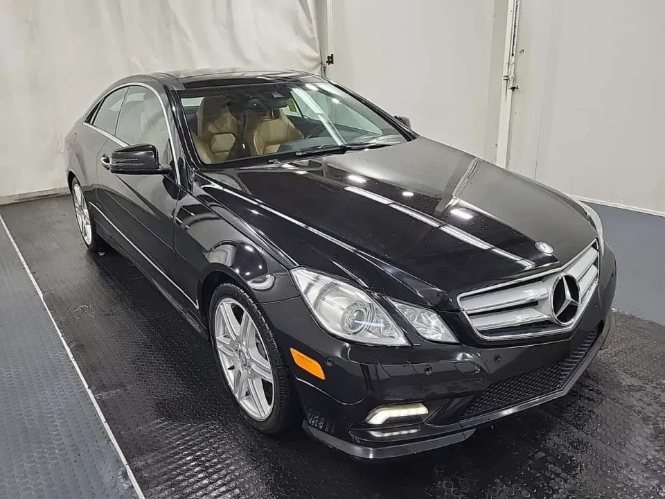 Mercedes-Benz 2dr Cpe Rwd E 350 2011