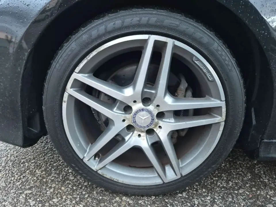 Mercedes-Benz 4dr Sdn 4matic E 400 2015