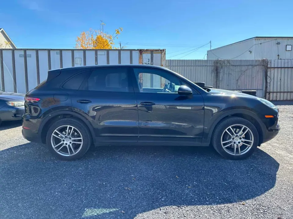 Porsche Cayenne AWD 2019