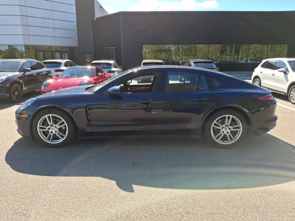 Porsche Panamera 4 AWD 2019