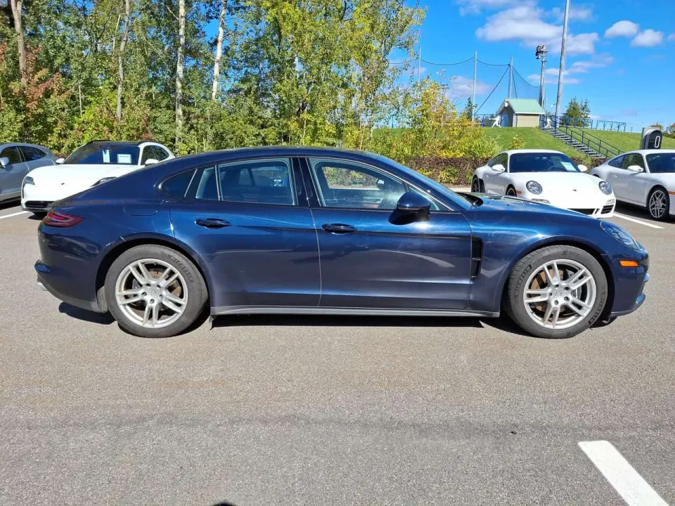 Porsche Panamera 4 AWD 2019