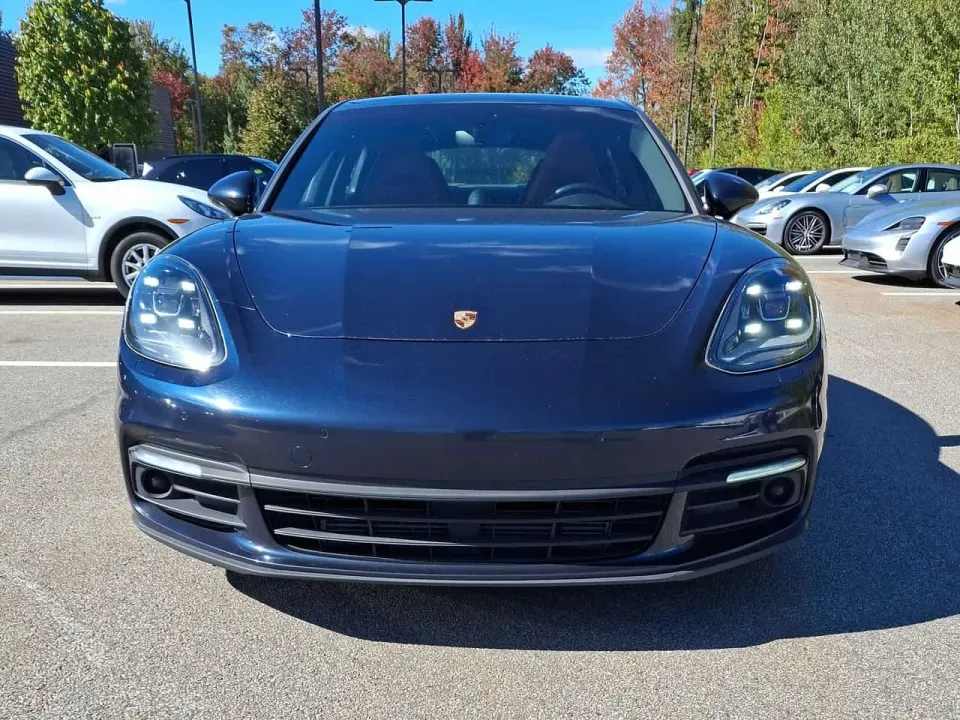 Porsche Panamera 4 AWD 2019