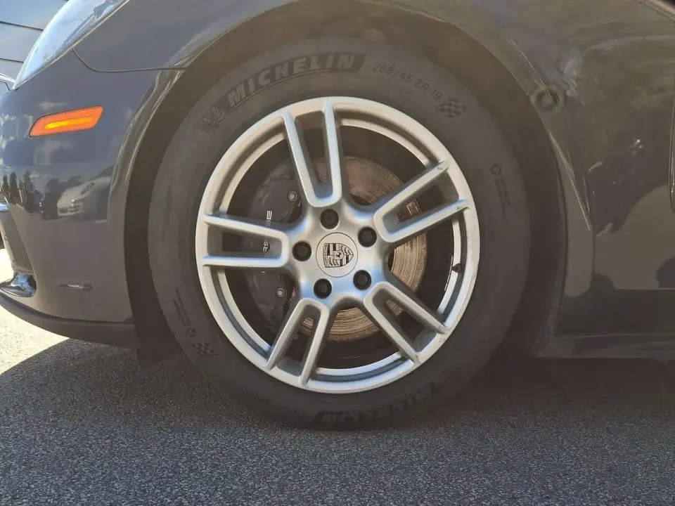 Porsche Panamera 4 AWD 2019