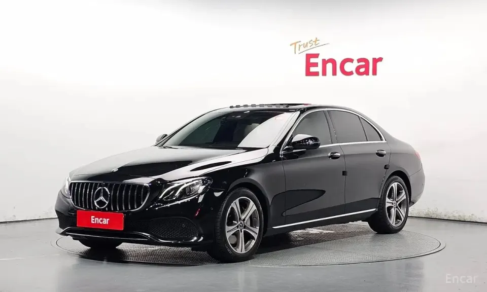 Mercedes-Benz E 300 E300 Avantgarde 2019