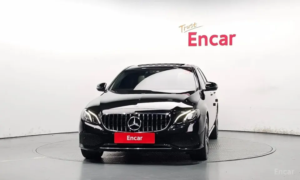 Mercedes-Benz E 300 E300 Avantgarde 2019