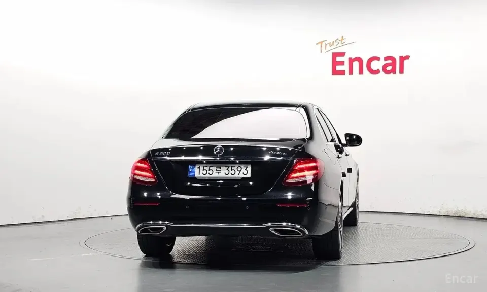 Mercedes-Benz E 300 E300 Avantgarde 2019