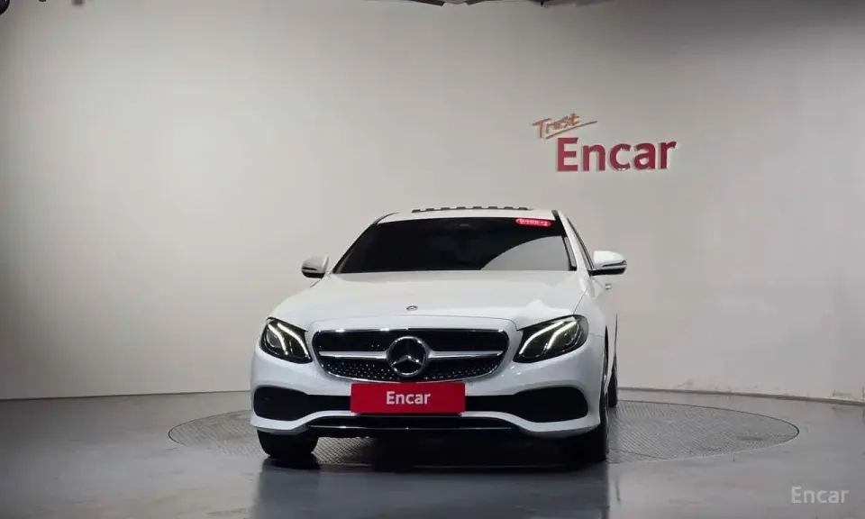 Mercedes-Benz E 300 E300 Avantgarde 2019
