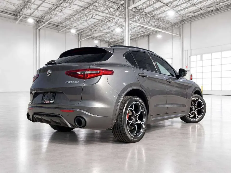 Alfa Romeo Stelvio 2.0 Turbo 16V Veloce | Premium Red Leather | Harman Kardon | AWD 2022