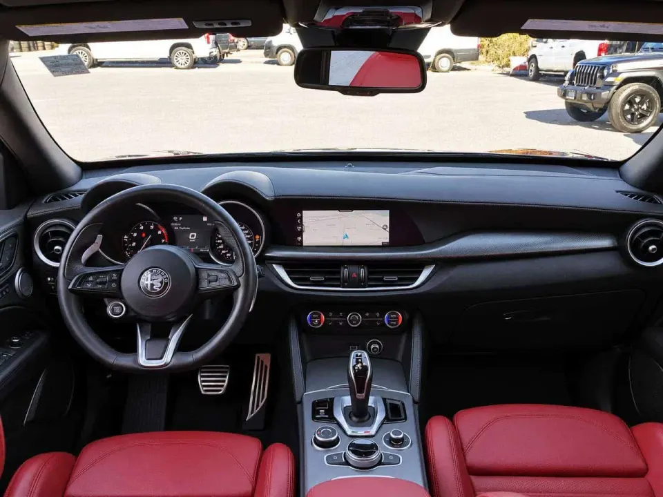 Alfa Romeo Stelvio 2.0 Turbo 16V Veloce | Premium Red Leather | Harman Kardon | AWD 2022