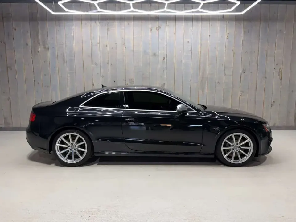 Audi Rs5 450HP|COUPE|LOW KMS|CARBON INTERIOR|BANG & OLUFSEN 2013