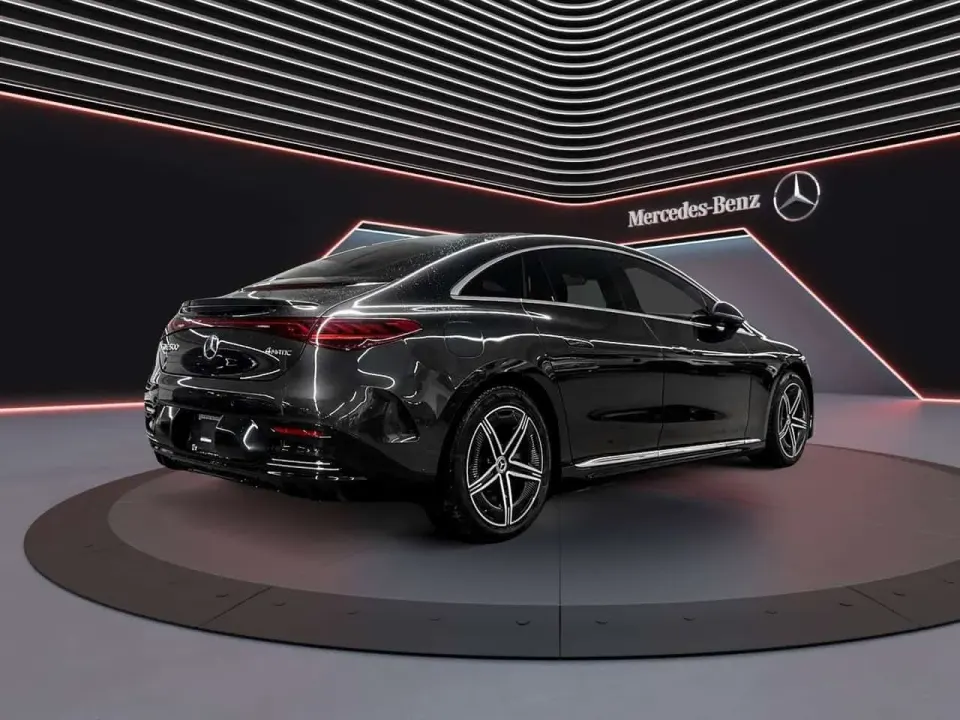 Mercedes-Benz EQE 500 500 4MATIC SEDAN - Ligne extérieure AMG® | Ensemble Exclusive | Head-Up Display | MBUX HyperScreen 2023