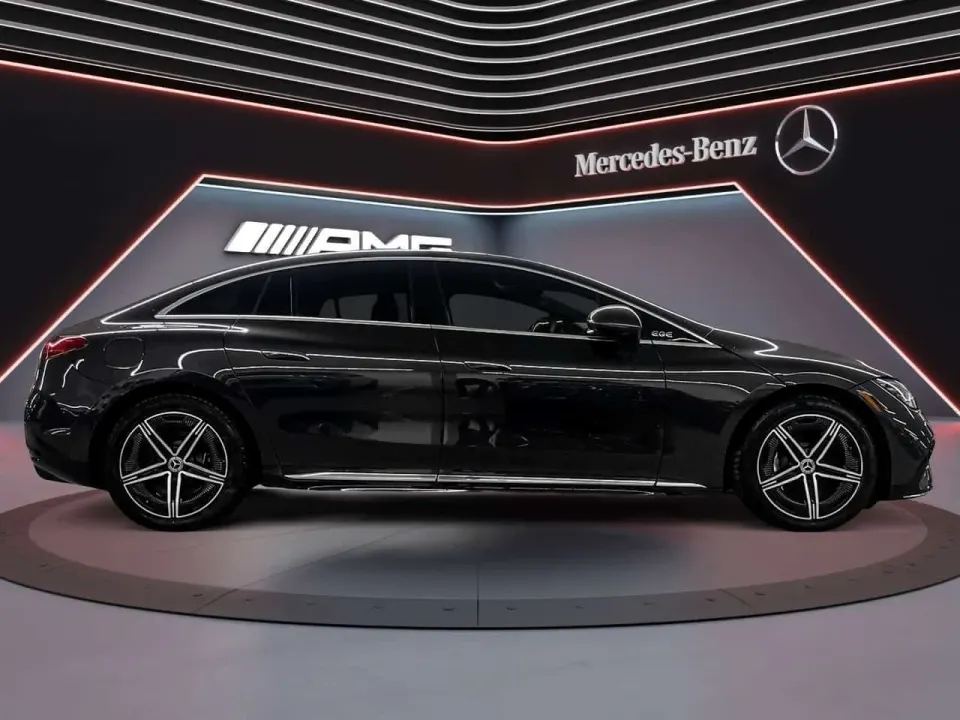 Mercedes-Benz EQE 500 500 4MATIC SEDAN - Ligne extérieure AMG® | Ensemble Exclusive | Head-Up Display | MBUX HyperScreen 2023