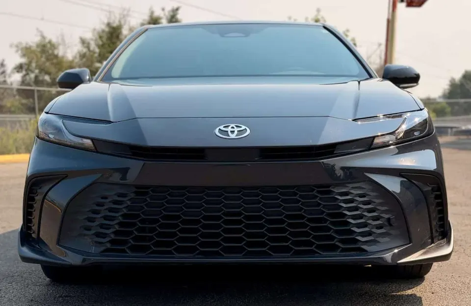 Toyota Camry 2.5 Hybrid XSE CVT AWD 2025
